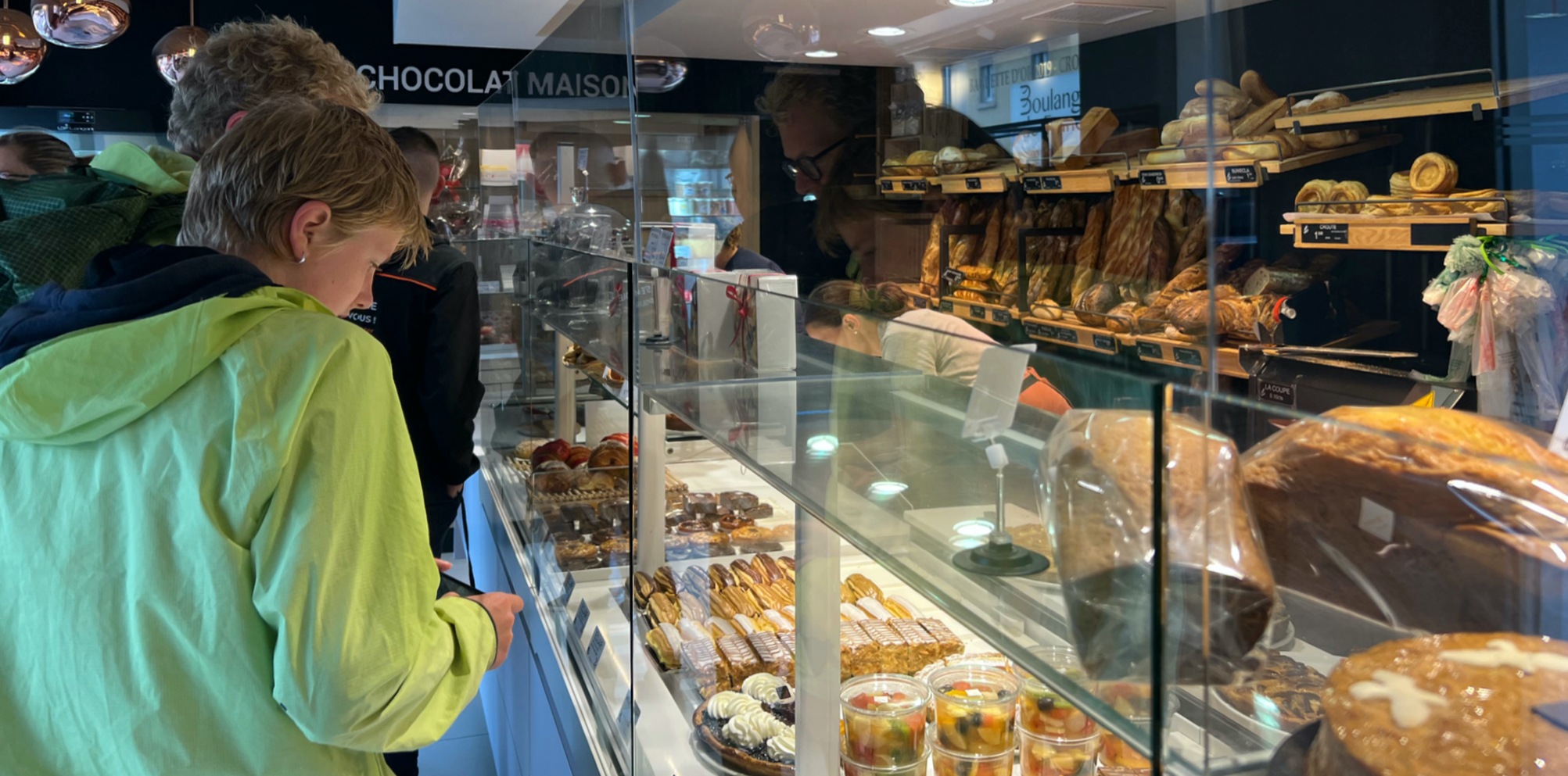 shop-inside